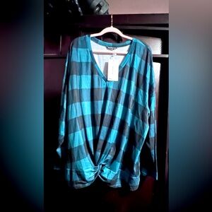 Bloomchic NWT GREEN BLACK PLAID TOP 22/24